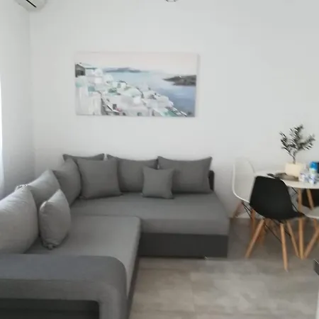 Apartment Aiolos Blu Luxury Nea Roda