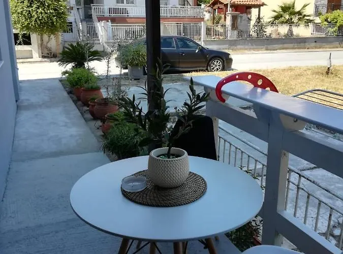 Aiolos Blu Luxury Nea Roda