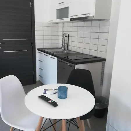 Aiolos Blu Luxury Apartamento Nea Roda