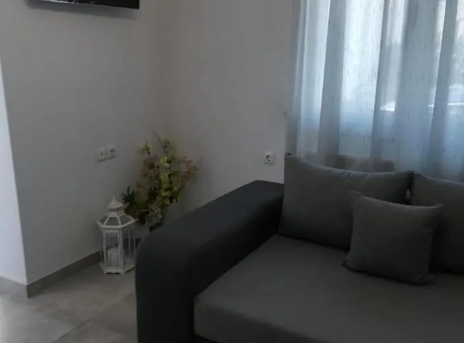 Lägenhet Aiolos Blu Luxury Nea Roda