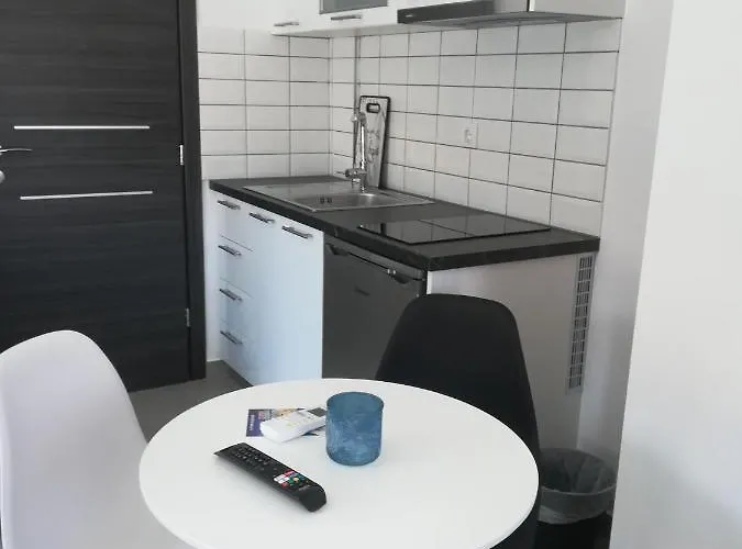Aiolos Blu Luxury Lägenhet Nea Roda