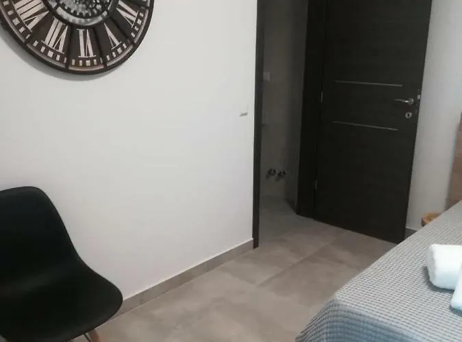 Lägenhet Aiolos Blu Luxury Nea Roda